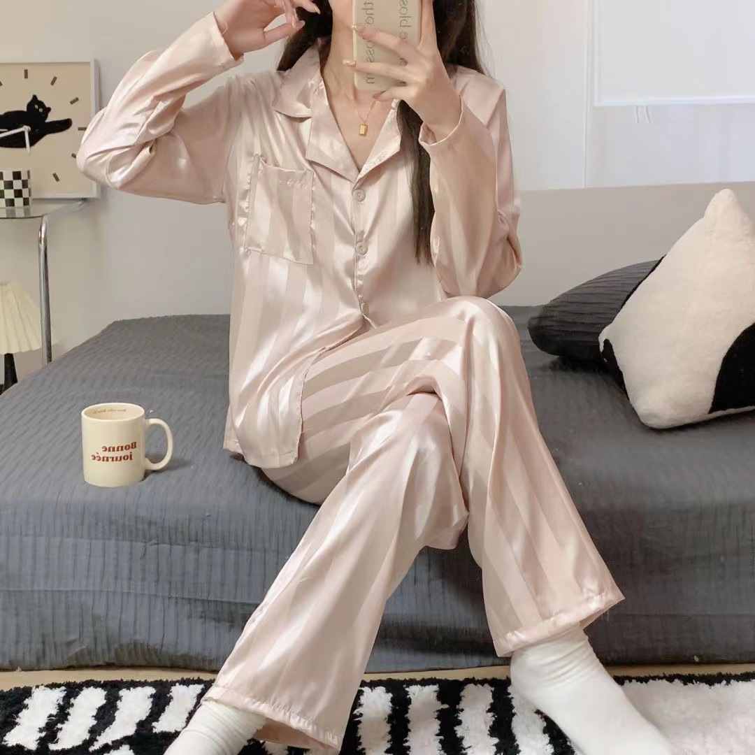 Picture of ins Cyber Celebrity Lace Long-sleeved Simple Black Spring and Autumn Long-sleeved Trousers Cardigan Pajamas Women's Sweet Loose Home Clothes
