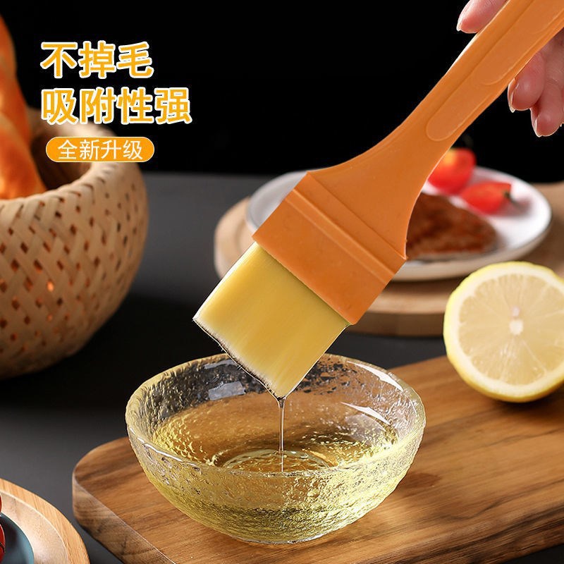 Yellow handle oil brush pancake brush dollar shop wholesale household barbecue brush high temperature resistant small brush wholesale manufacturers