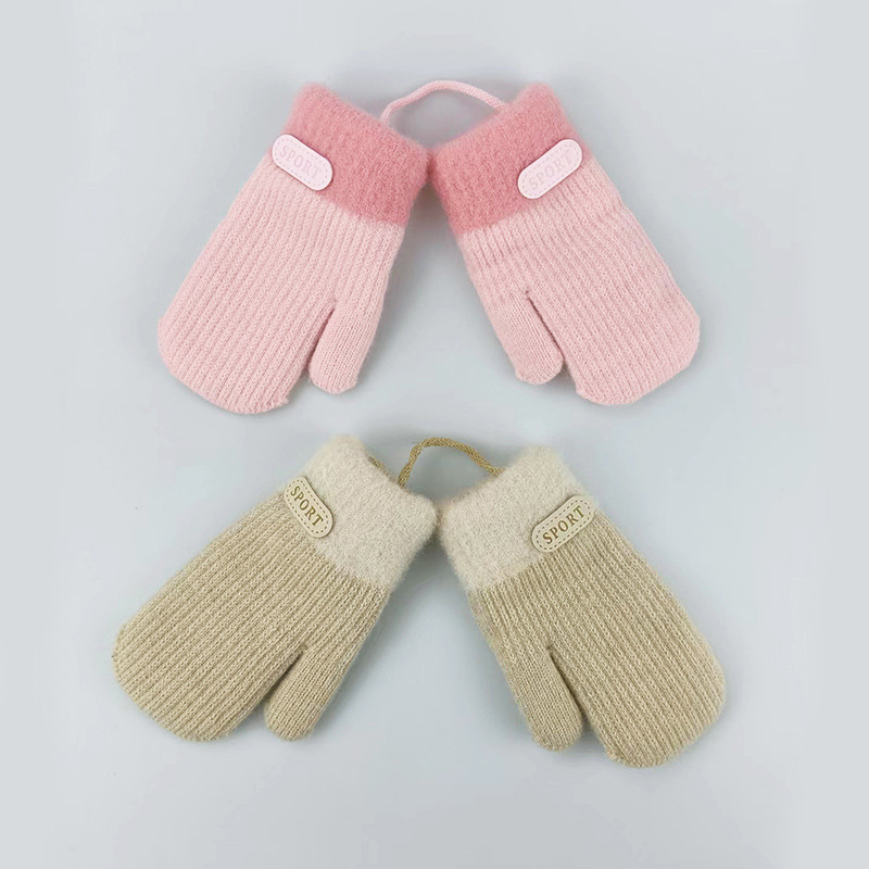 Picture of Autumn and Winter Children's Gloves Hanging Neck fleece-lined Thickened 4-7 Years Old Baby Outdoor Cold-proof Warm Knitted Gloves