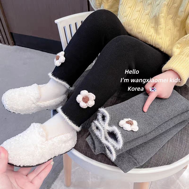 Picture of De velvet girls' leggings autumn and winter New fleece-lined/non-fleece Western style baby girl all-match one-piece velvet pants fashion