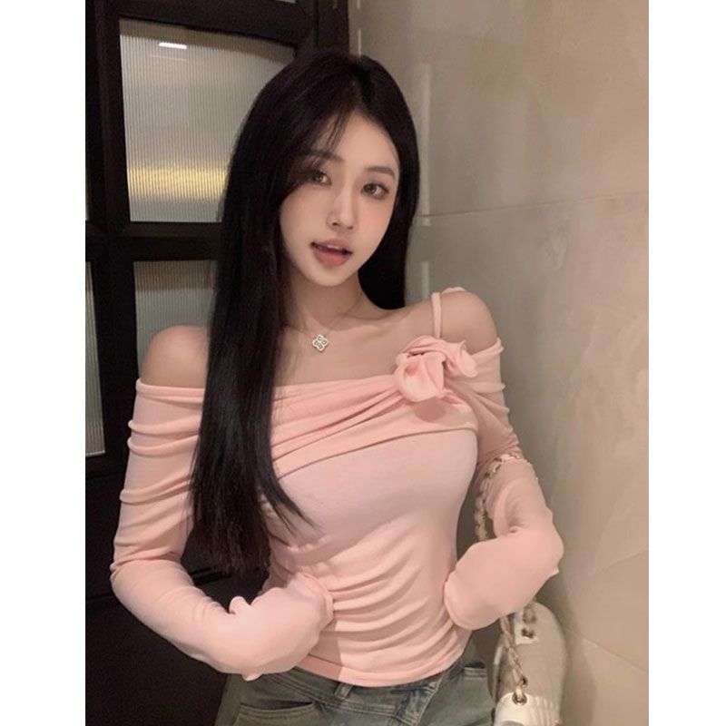 Korean T-shirt design sense niche 2024 new diagonal shoulder top three-dimensional flower design slim long sleeve T-shirt