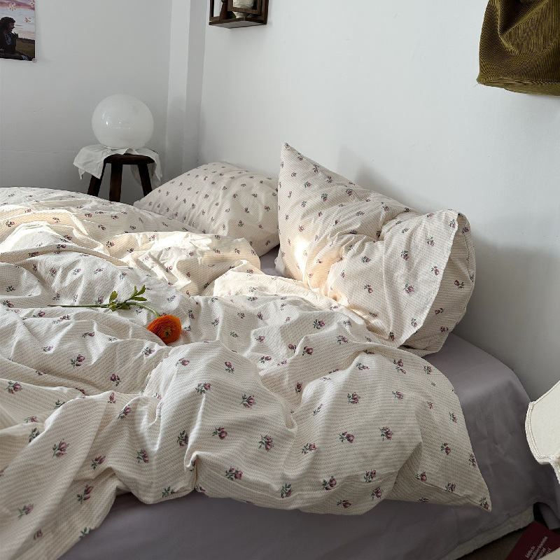 Picture of Small fresh pastoral style cotton bed four-piece set cotton bed sheet quilt cover quilt cover bed hat dormitory three-piece set
