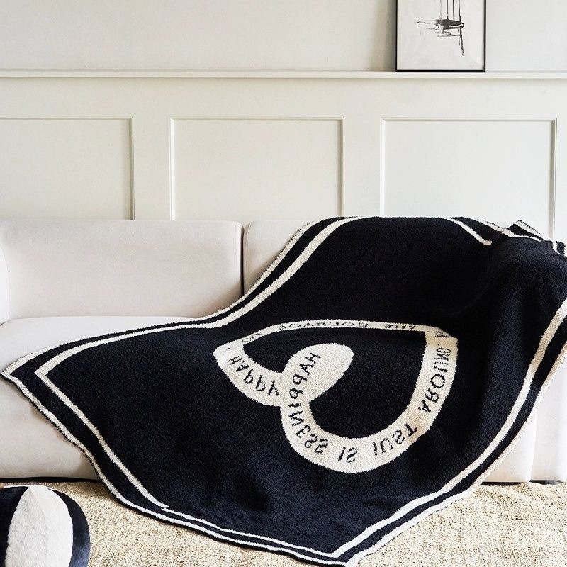 Moyu Heart Half Velvet Throw Blanket Ab Side Living Room Autumn and Winter Air Conditioning Blanket Sofa Blanket Scandinavian Style Blanket Super Soft
