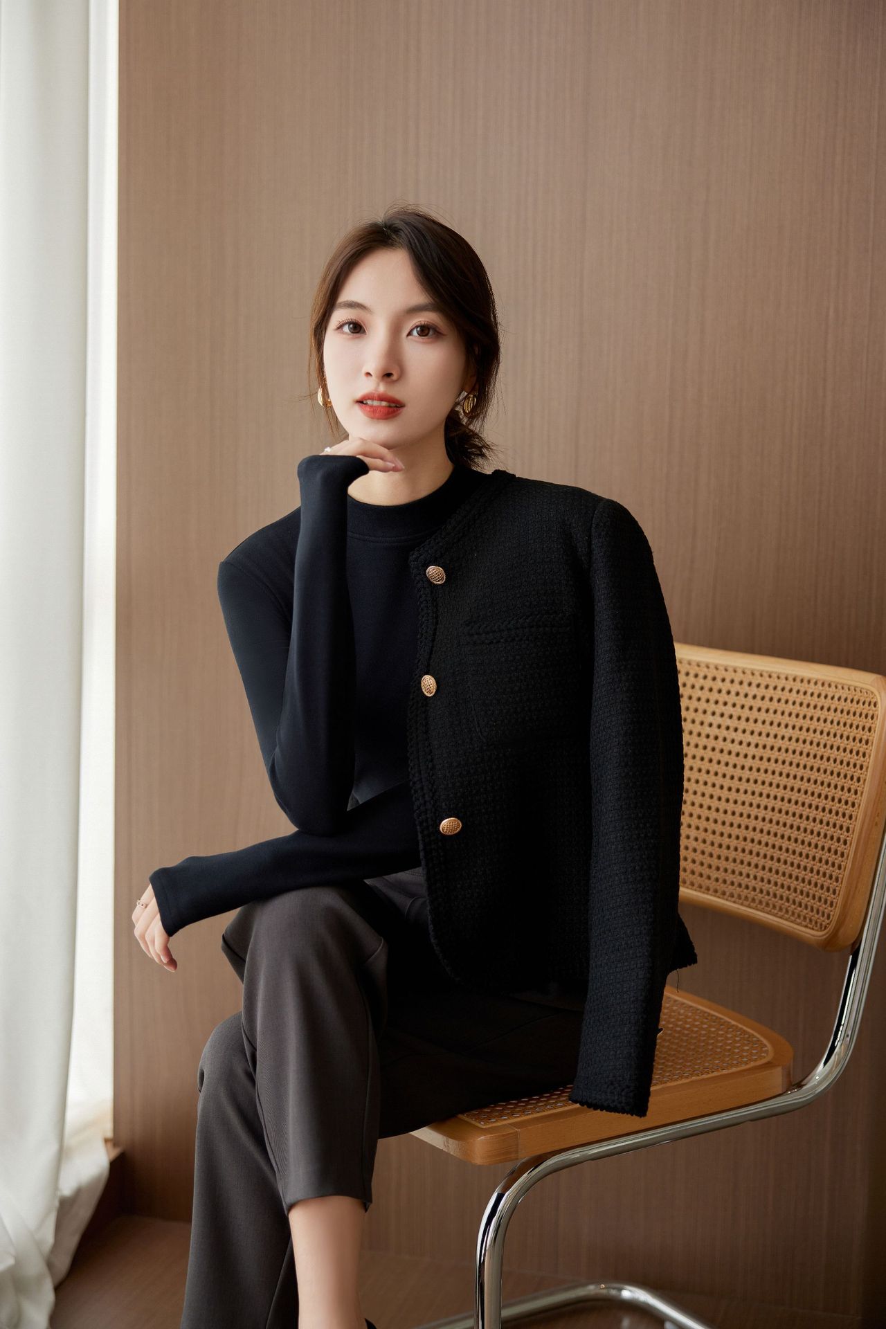 Picture of Half-high collar double-sided velvet autumn and winter bottoming shirt women's warm slim-fit inner long-sleeve top small stand collar autumn and winter women's clothing
