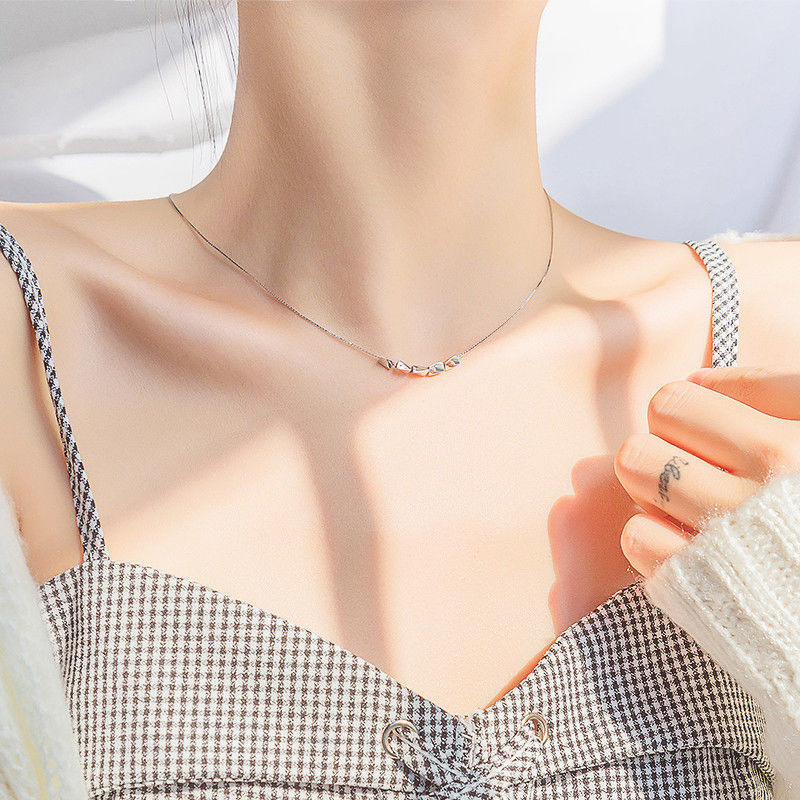 Picture of Ball Bead Necklace Women's Simple Elegant Design Style Necklace Women's Niche Trendy Clavicle Chain Women's Short Clavicle Necklace Popular