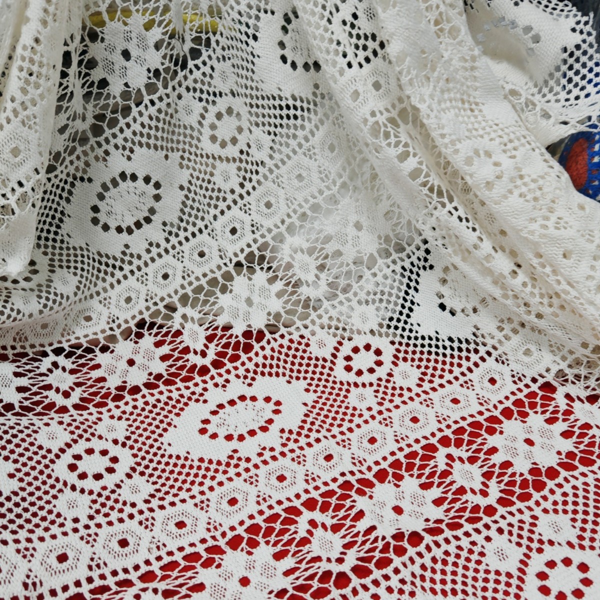 Polyester-cotton hollow crochet fabric, textured thin non-elastic mesh lace jacquard clothing accessories, handmade DIY lace trim