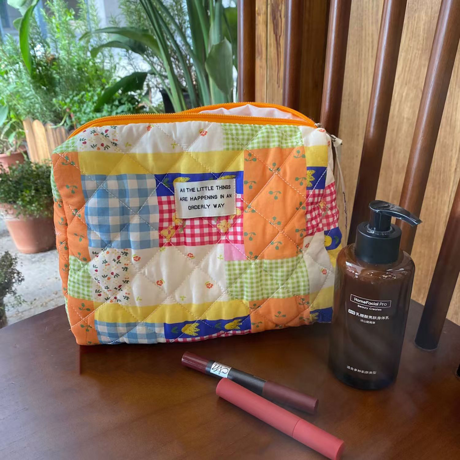 Picture of Purple Stitching Flower Cosmetic Bag Travel Portable Fresh Hand Wash Bag High Color Value Skin Care Storage Bag