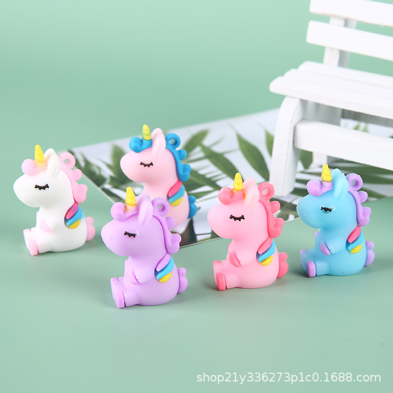 Cute Unicorn Keychain Pendant Pvc Creative Bag Pen Holder Decoration Cartoon Doll Accessories Gift Wholesale