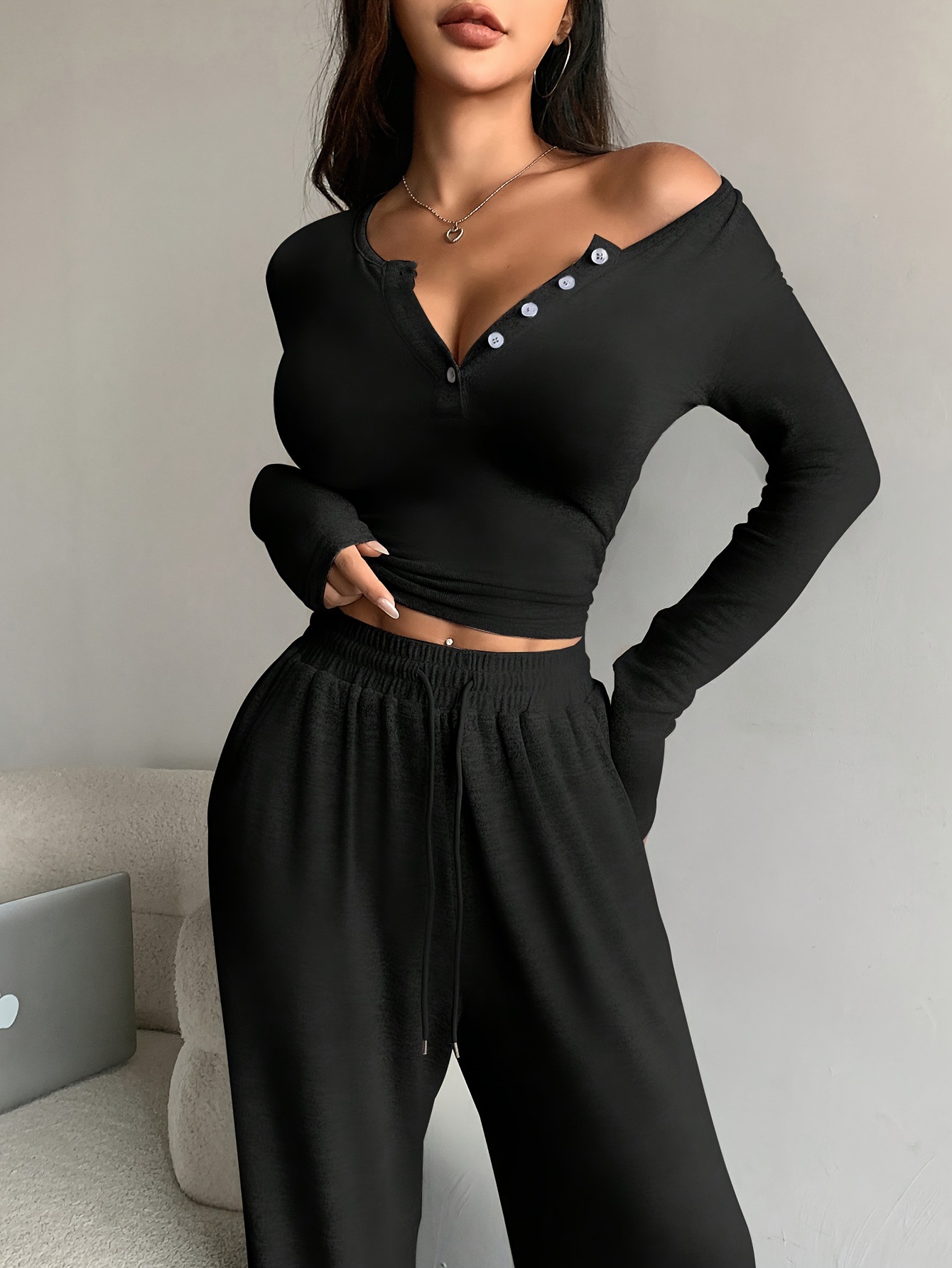 Picture of 2024 Europe and the United States cross-border autumn new suit long sleeve with buckle solid color tights jacket plus trousers two-piece women