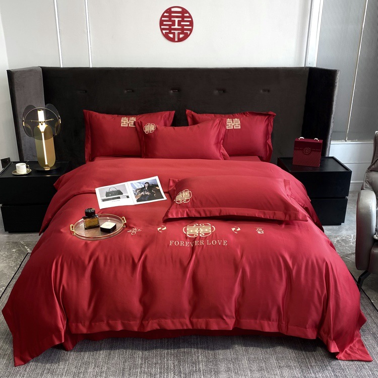 Picture of Big Red Washed Cotton Sanding Wedding Bed Four-piece Set New Wedding Bedding Bed Sheet Wedding Wedding Quilt Cover