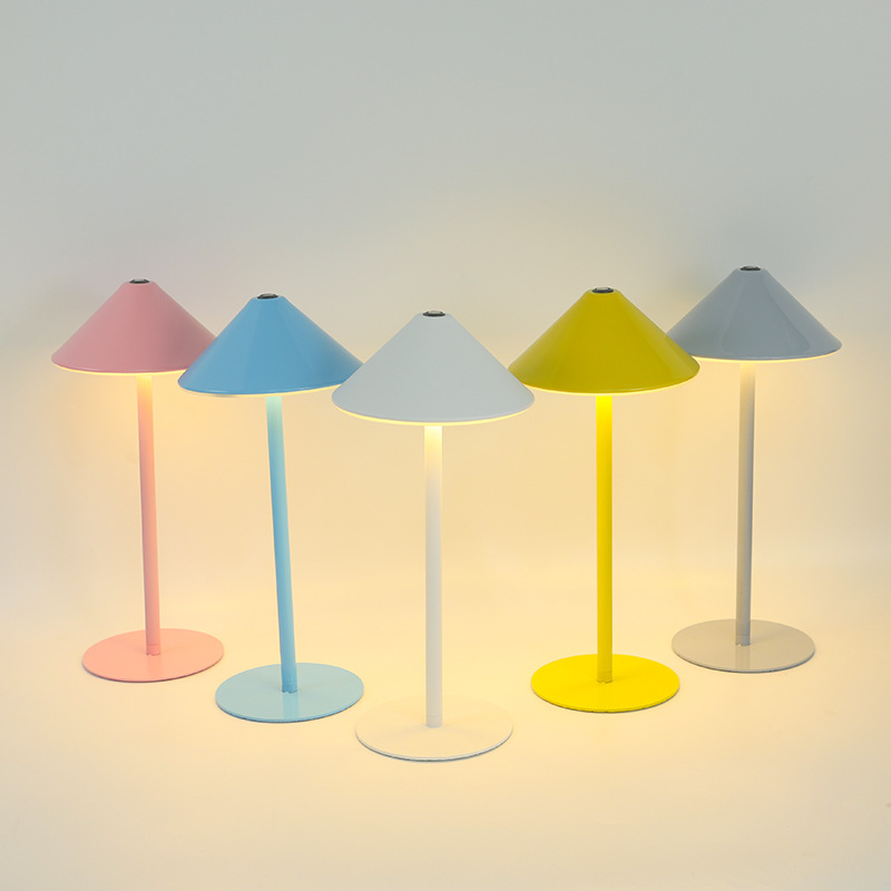 Cross-border new Chinese table lamp bedroom USB camping atmosphere lamp indoor bedside eye protection led creative gift night light
