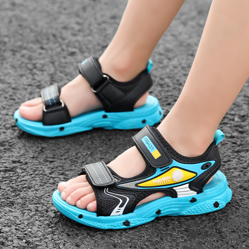 Foreign trade boy sandals summer 2025 new children's beach under the big boy sandals children's shoes sandals wholesale