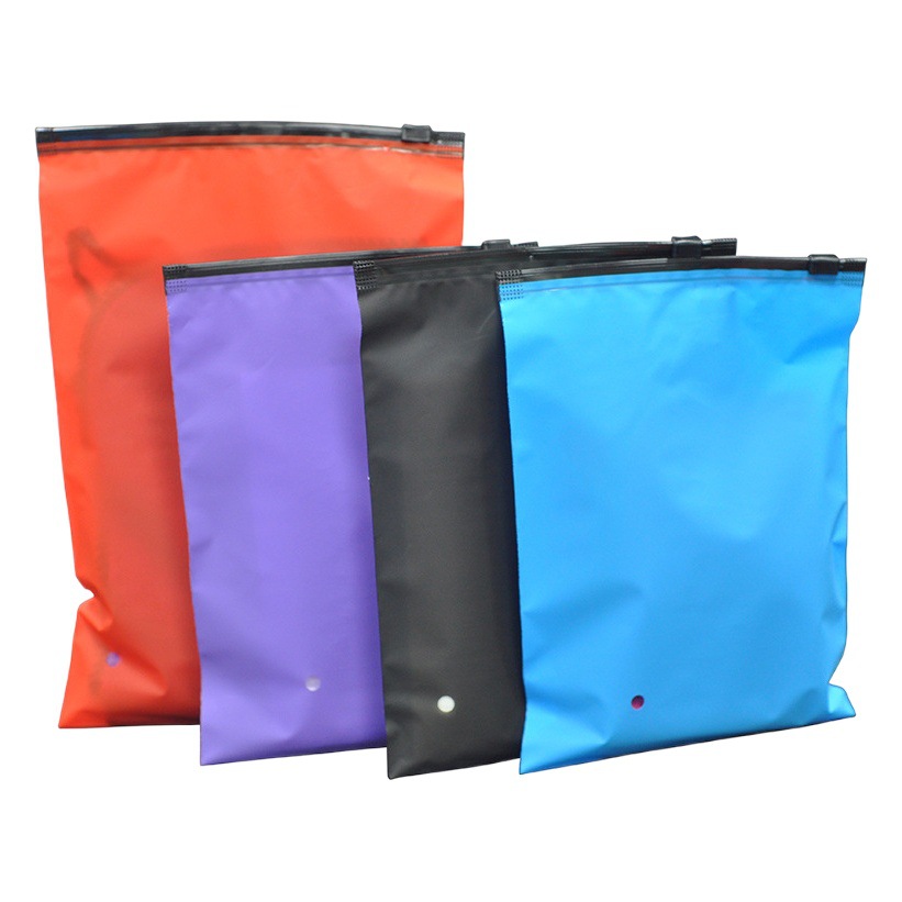 Black frosted zipper bag underwear clothing packaging bag color self-sealing plastic packaging bag in stock clothing zipper bag