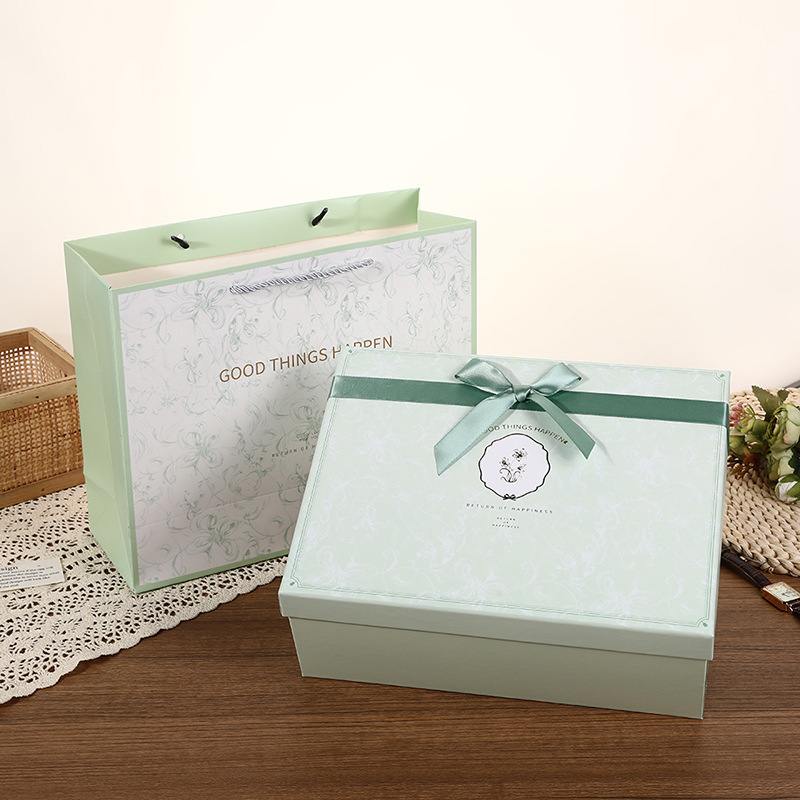 Bow Heaven and Earth Cover Gift Box Green Mori Accompanying Gift Box Birthday Gift Box Small Fresh Packaging Box Empty Box
