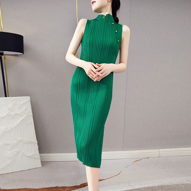 New Chinese dress Temperament High-end Miyake Design Pleated National Style Split Retro Improved Cheongsam Skirt
