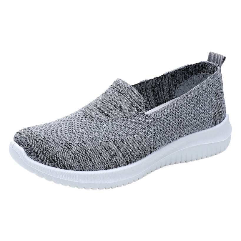 Old Beijing cloth shoes women 2025 spring new old people's shoes children comfortable breathable soft bottom mother shoes manufacturers wholesale