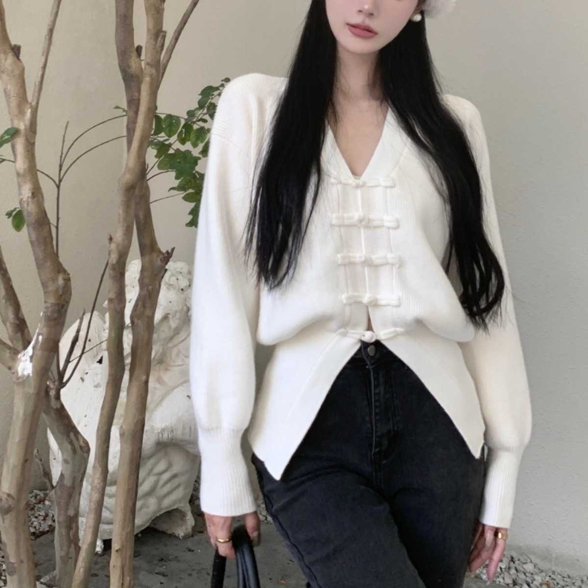 Picture of Autumn and Winter Spicy Girl Style Women's Cross-Border Casual Chinese-Style Button V-Neck Long-Sleeve Knitted Cardigan Jacket Top Japanese and Korean Casual