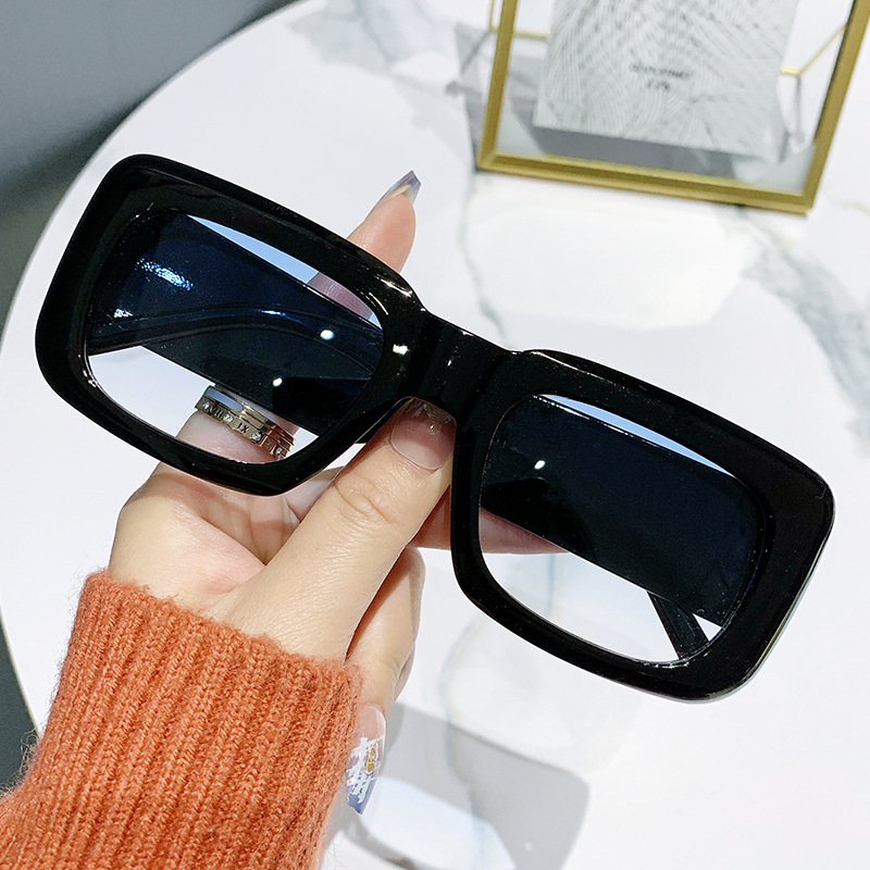 Picture of New fashion cool fashion personality street photo sunglasses UV protection sunglasses candy ladies sunglasses small frame glasses