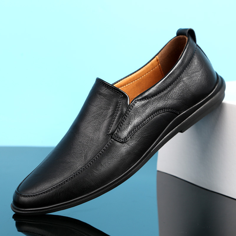 2022 autumn new casual leather shoes men's soft-soled Business Men's shoes driving shoes fashion Bean shoes a generation of hair