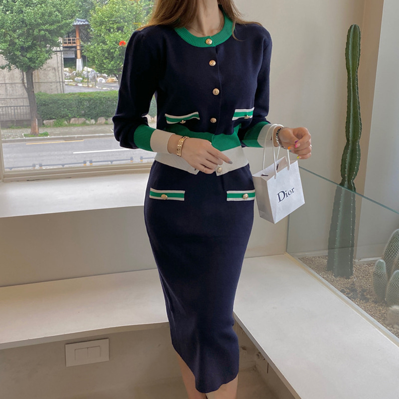 Picture of 2025 Autumn and Winter Elegant Age-Reducing Knitted Hip Skirt Suit Small Fragrant Contrast Sweater Skirt Two Pieces 7659