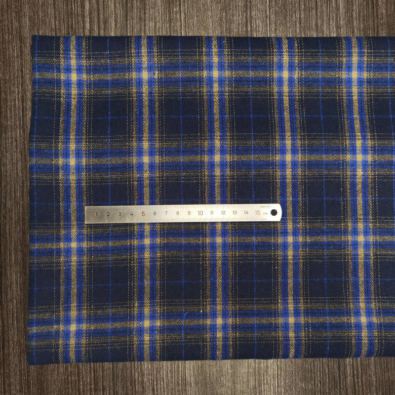 Picture of Spot twill sanding cotton plaid children's shirt plaid fabric 21 yarn-dyed flannel decorative fabric