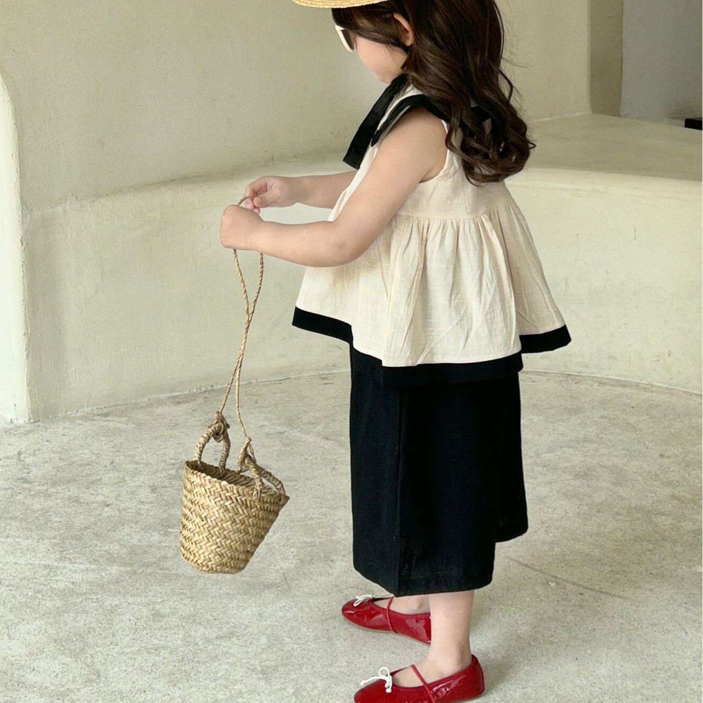 Picture of Girl's Western-style Washed Cotton and Linen Suit 2024 Summer Women's Doll Shirt Top Casual Wide-leg Pants Western-style Two-piece Set