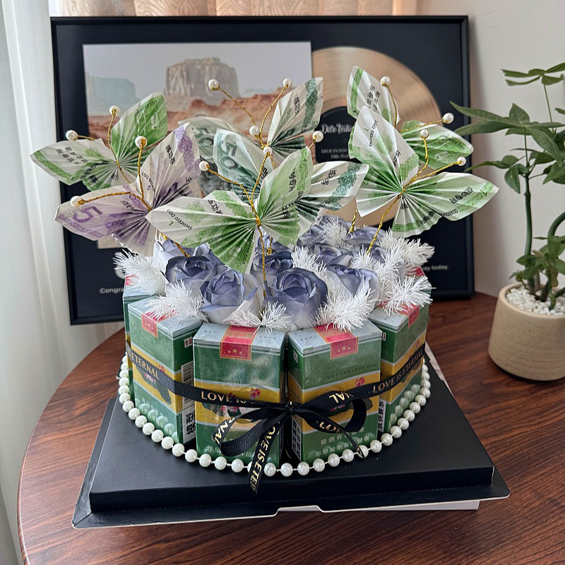 Butterfly Rich Flower Handmade DIY Gift Box Material Round Cake Box Birthday Gift Packaging Box for Girlfriend bouquet