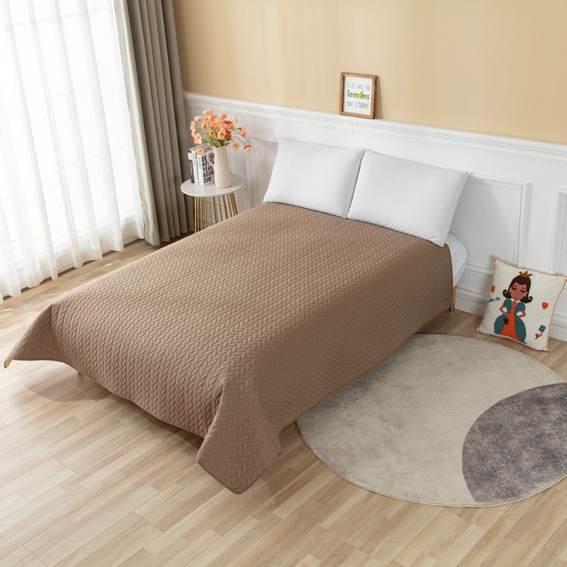 Picture of Factory wholesale household pet mattress waterproof cat and dog dustproof bedspread non-slip urine-proof protective cover sofa urine pad