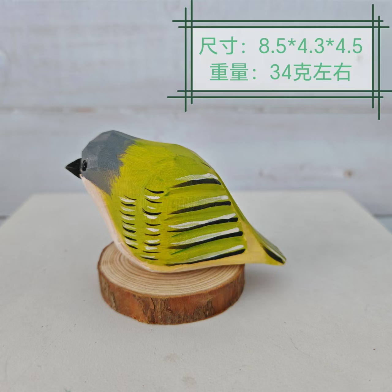 Picture of Bird Wood Carved Ornaments Cute Children's Toys Birthday Gift Hand Carved Colored Healing Desktop Ornaments Animals