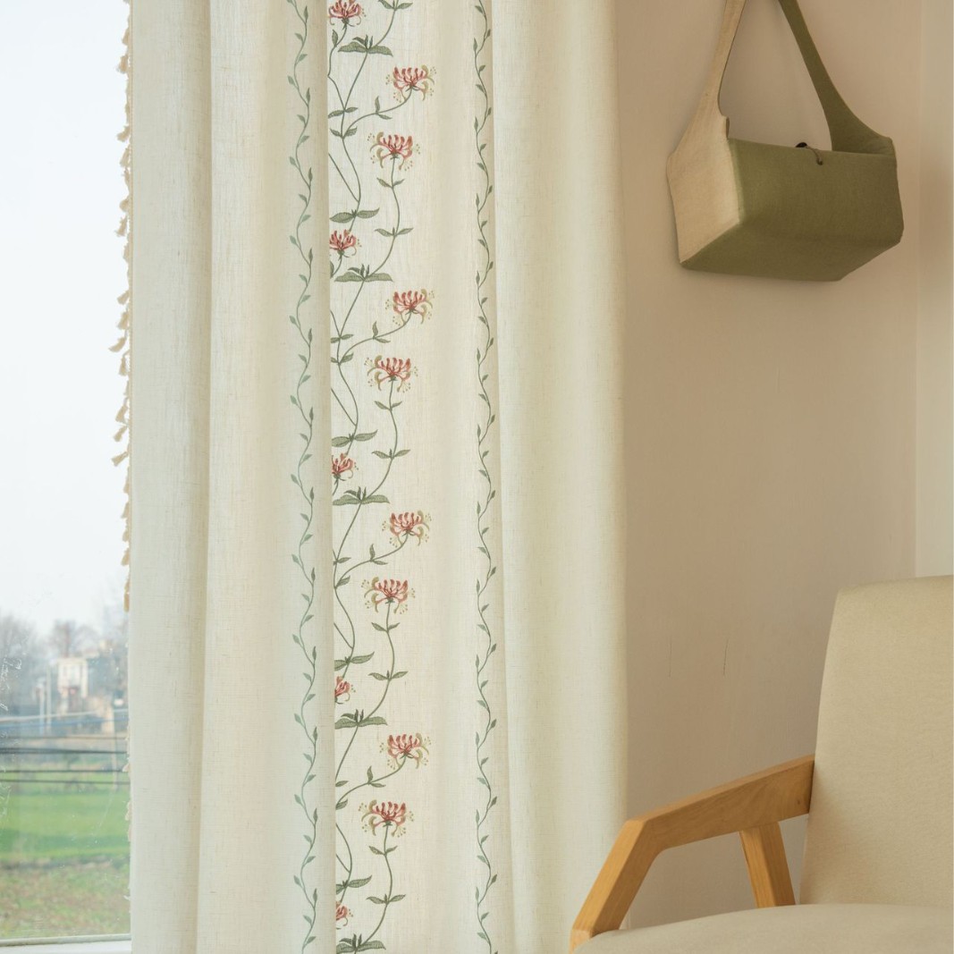 Yiman Qiyun Fabric Curtain Finished Modern Simple Semi-shading Flower Embroidered Beige Tassel Bay Window Curtain