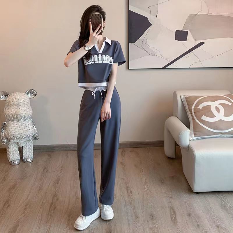 Casual sports suit women's 2024 New Fashion summer design lapel small short sleeve wide leg pants fashion