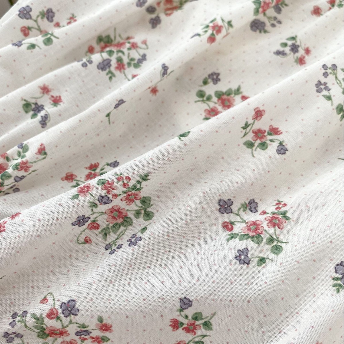 Picture of 2025 Western Style Baby Summer Jumpsuit Floral Triangle Hoodie Embroidered Large Lapel Short-Sleeved Baby Girl