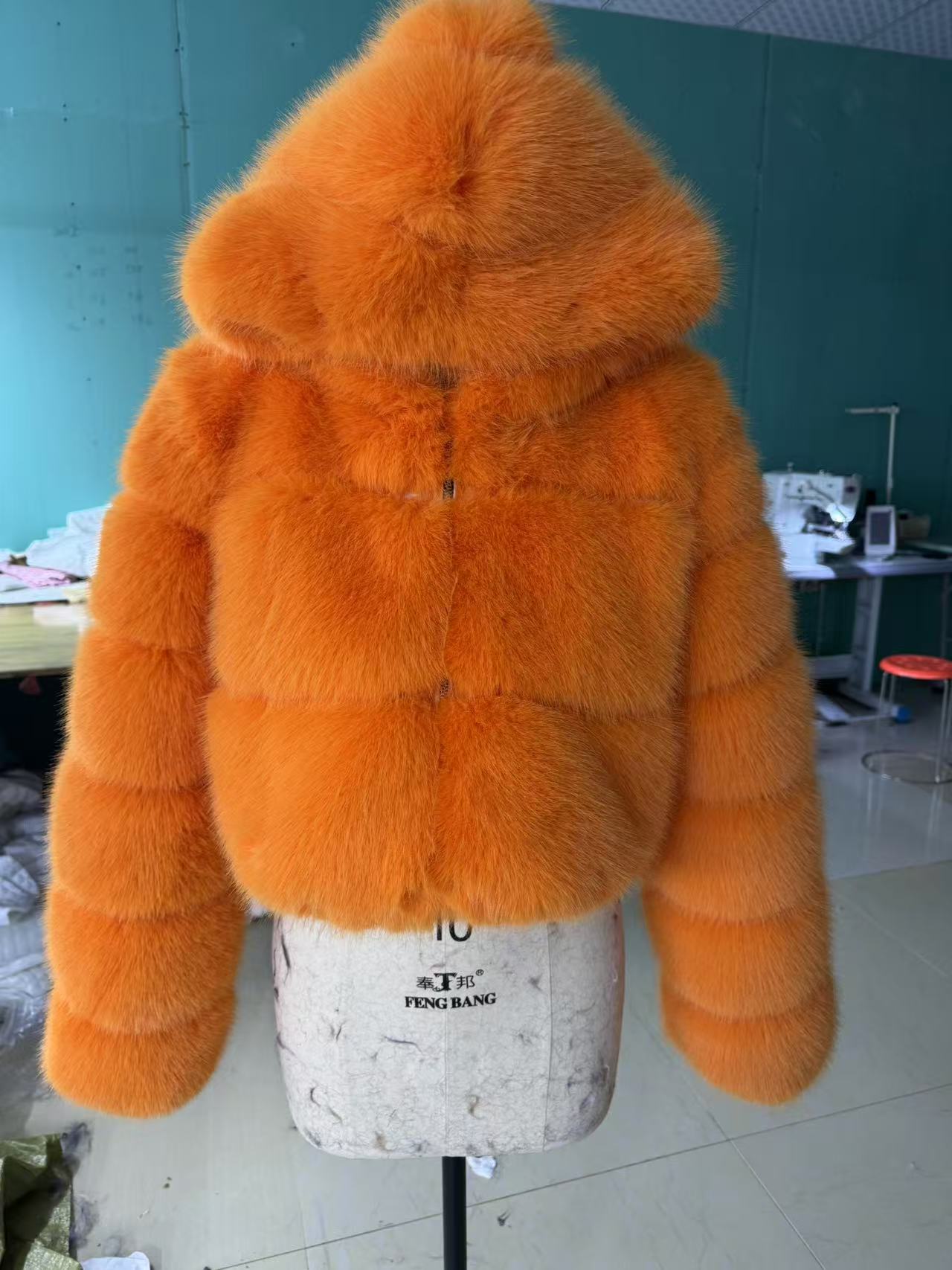 Picture of Imitation fur coat new European and American imitation fur coat factory wholesale Haining short imitation fur coat