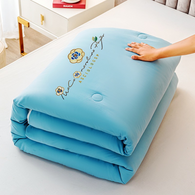 Picture of Category a Maternal and Infant Grade Camellia Stereo Soybean Quilt 30% Soy Fiber Winter Quilt Core Spring & Fall Quilt All Year Round Quilt