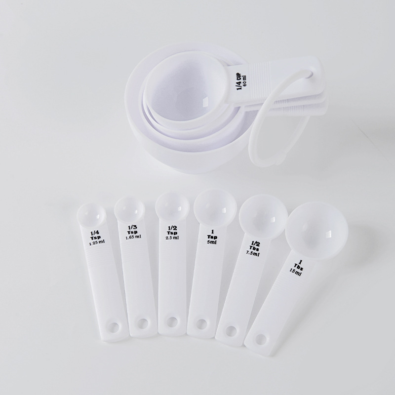 Picture of Black and White Spoon Buckle Measuring Cup 10-Piece Set Plastic Measuring Spoon Baking Tool Set with Scale Kitchen Tools