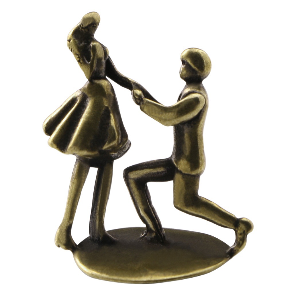 Cross-border brass couple proposal decoration Valentine's Day gift for girlfriend boyfriend bedroom desktop decoration 520 gift