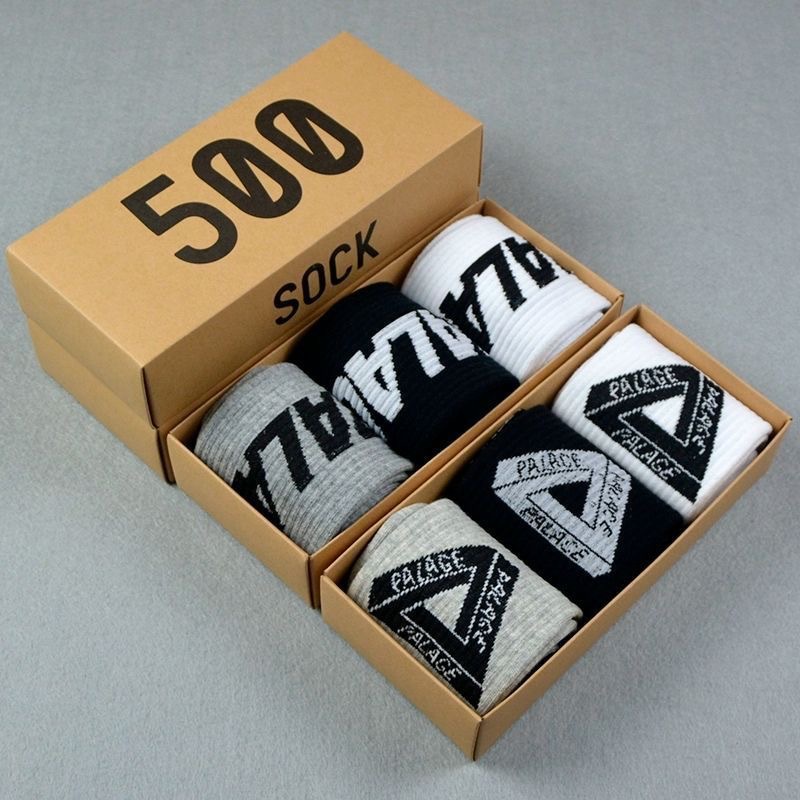 Boxed wholesale tide PALACE socks sports socks black and white tube socks basketball socks sweat absorbent p letter stockings