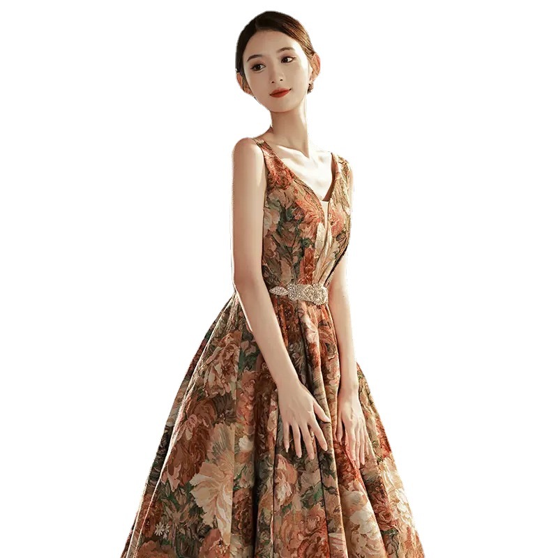 Picture of High-end Evening Dress Women's 2022 New Banquet Elegant Long Flower Wedding Toasting Dress Bride's Engagement Winter