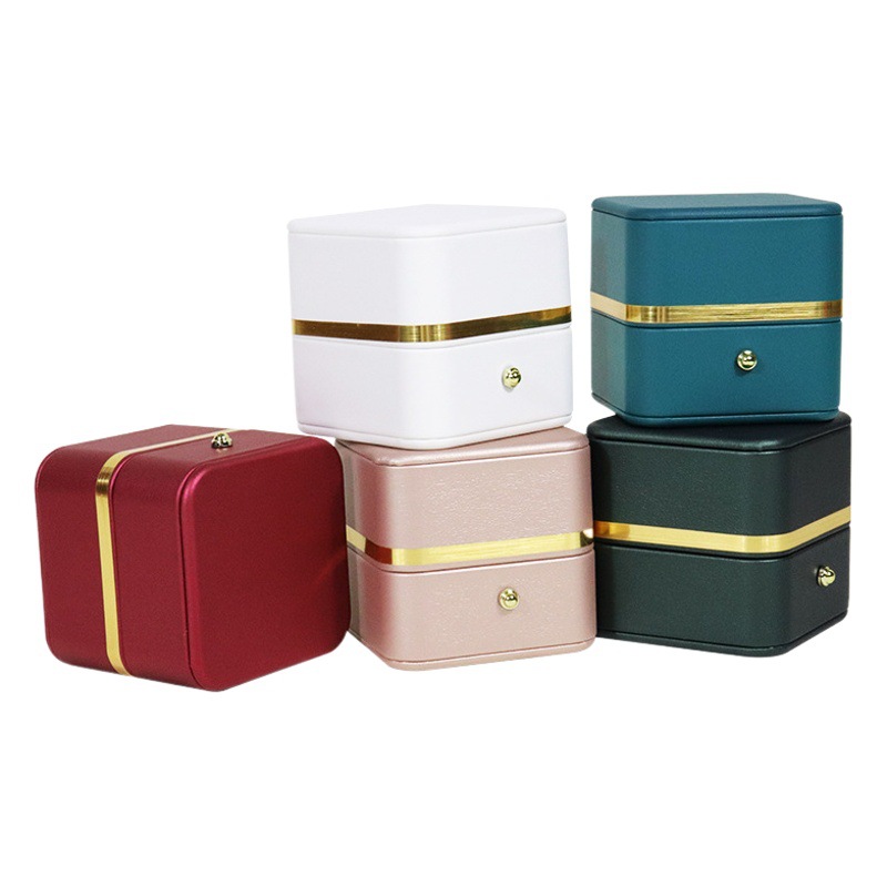 New PU leather golden edge jewelry box creative ring box necklace bracelet packaging box fashion bracelet jewelry box