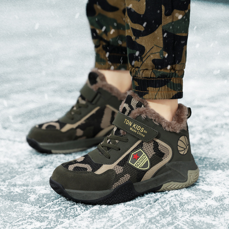 Manufacturers supply snow boots 2025 new autumn and winter non-slip wear-resistant comfortable inner fleece-lined camouflage sports shoes