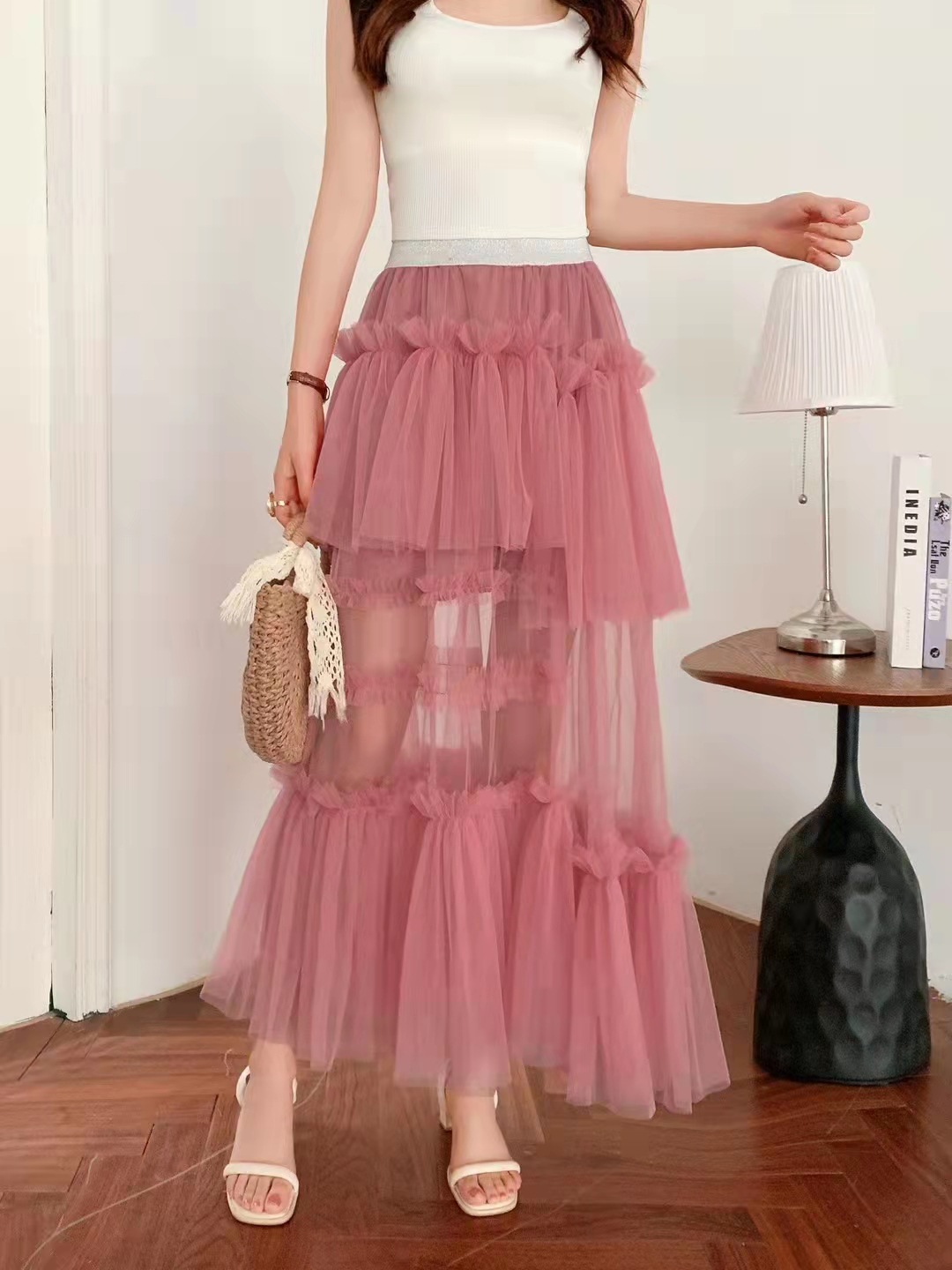 Cross-Border Popular High-End Ins Asymmetrical Skirt for Women Spring and Summer New Style Flesh-Covering Sweet Anti-Exposure Pants Mesh Skirt