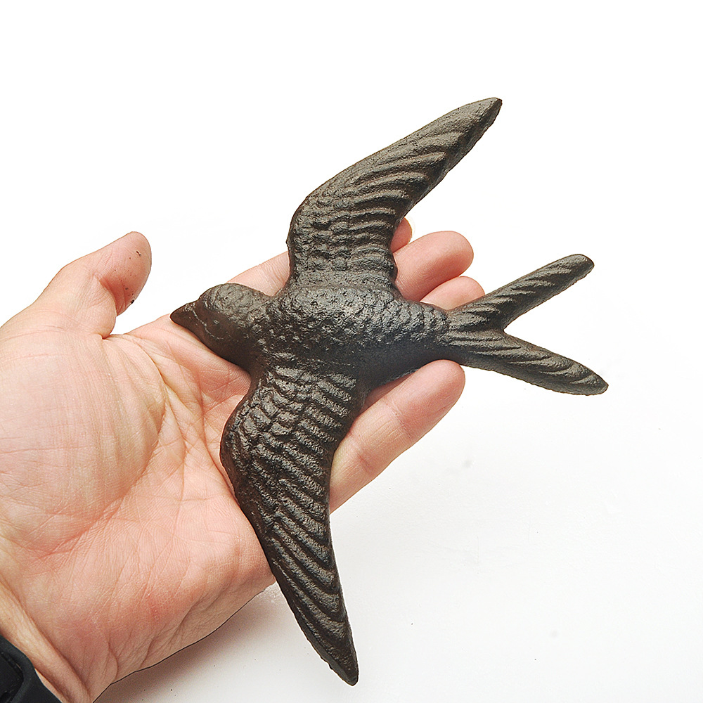 Picture of Cast Iron Flying Swallow Creative Retro Wall Decorations Swallow Personality Home Decorations Hallway Courtyard Garden Courtyard Crafts