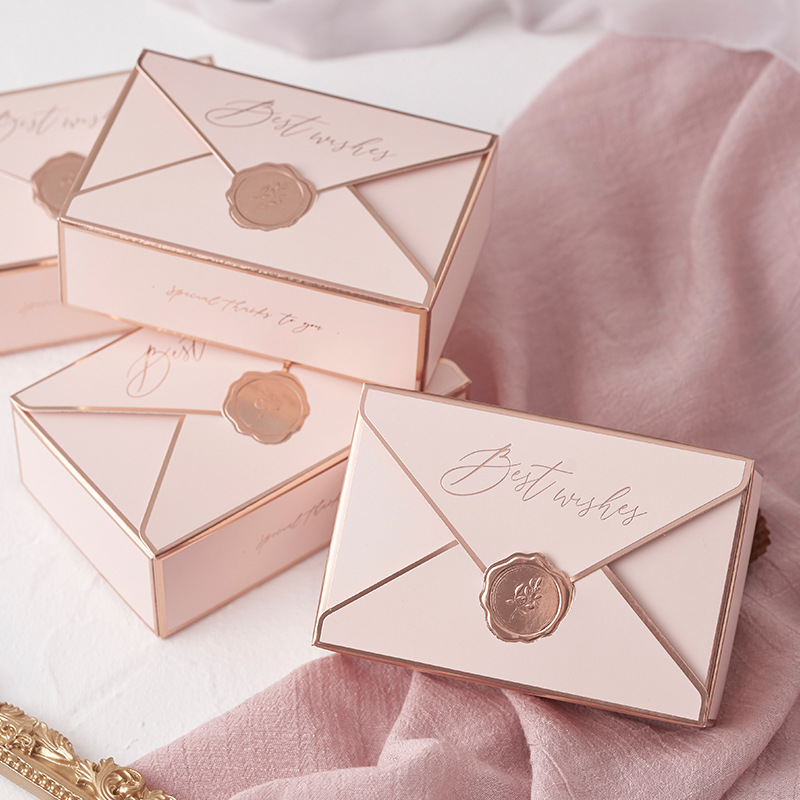 Picture of New Creative ins Style Retro European Style Red Wedding Candy Box Gift Box Envelope Paper Box Candy Box
