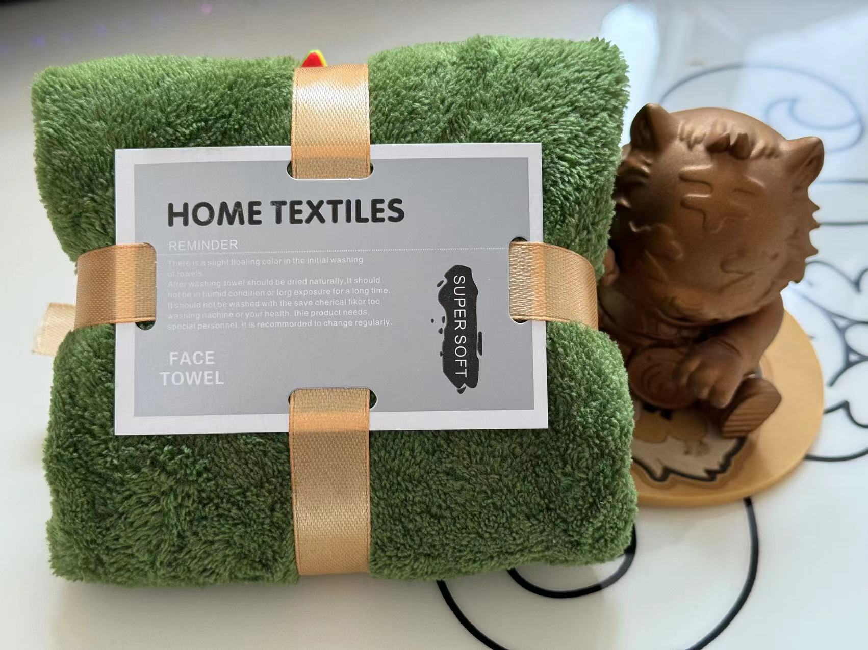 Picture of Hand gift towel wholesale coral velvet square wedding gift box towel wedding candy box towel Xi word New