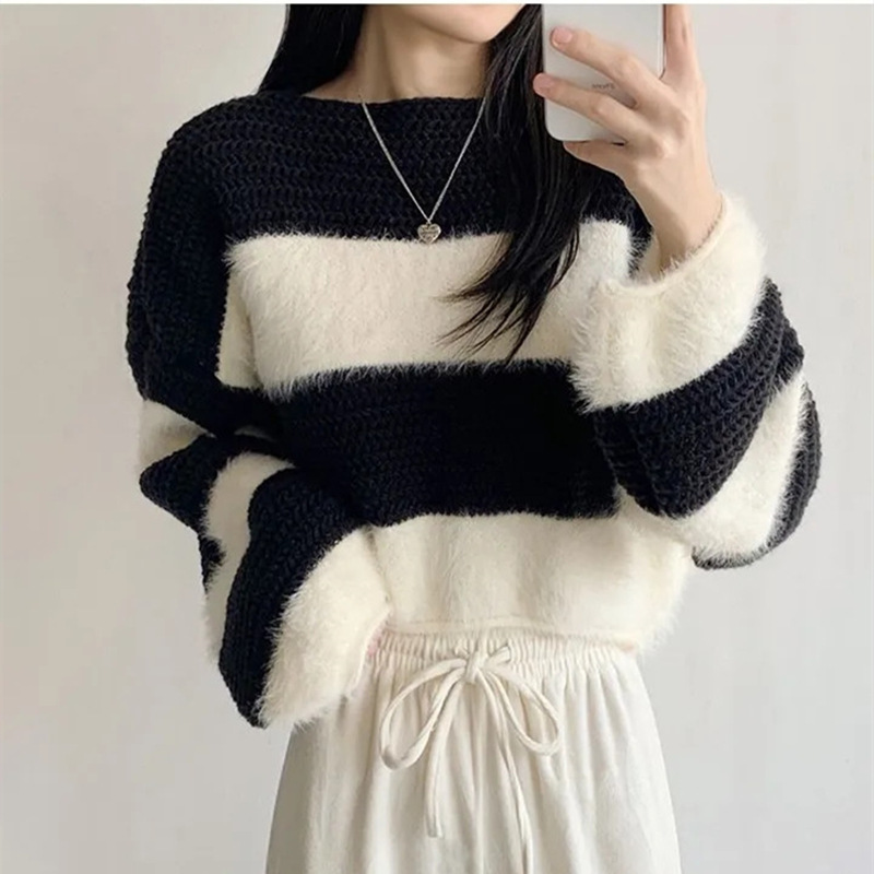 Striped Short Sweater Women's 2025 Autumn and Winter New High-Waisted Knitted Bottoming Shirt Petite Top