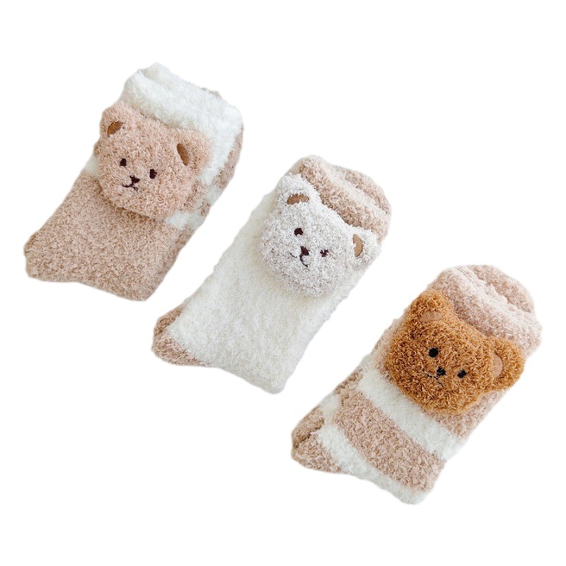 Coral velvet socks women's cross-border hot carpet velvet socks winter cute thickened floor sleeping plush socks European and American