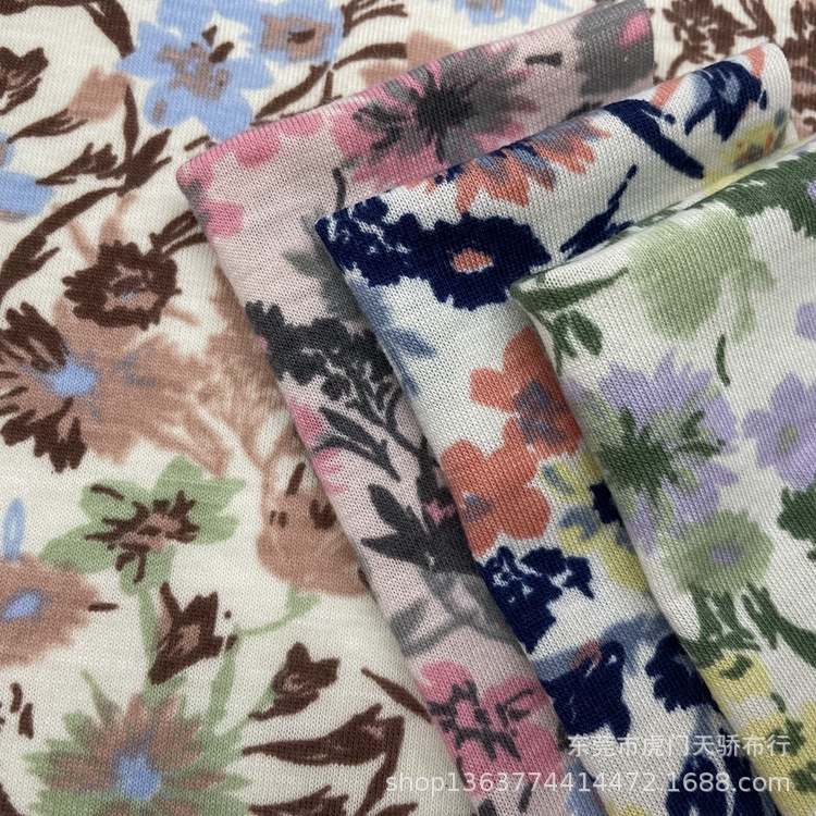 Spot knitted polyester single-sided Jersey printing 32 imitation cotton rack printing small floral 170 grams of knitted printed fabric