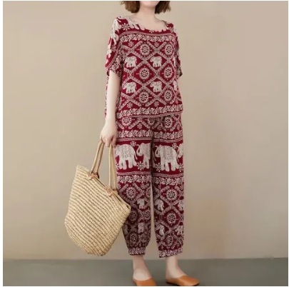 2025 Women's Summer New Set for Moms, Loose Tummy-Covering Top and Jogger Pants, Casual Plus-Size Two-Piece Set