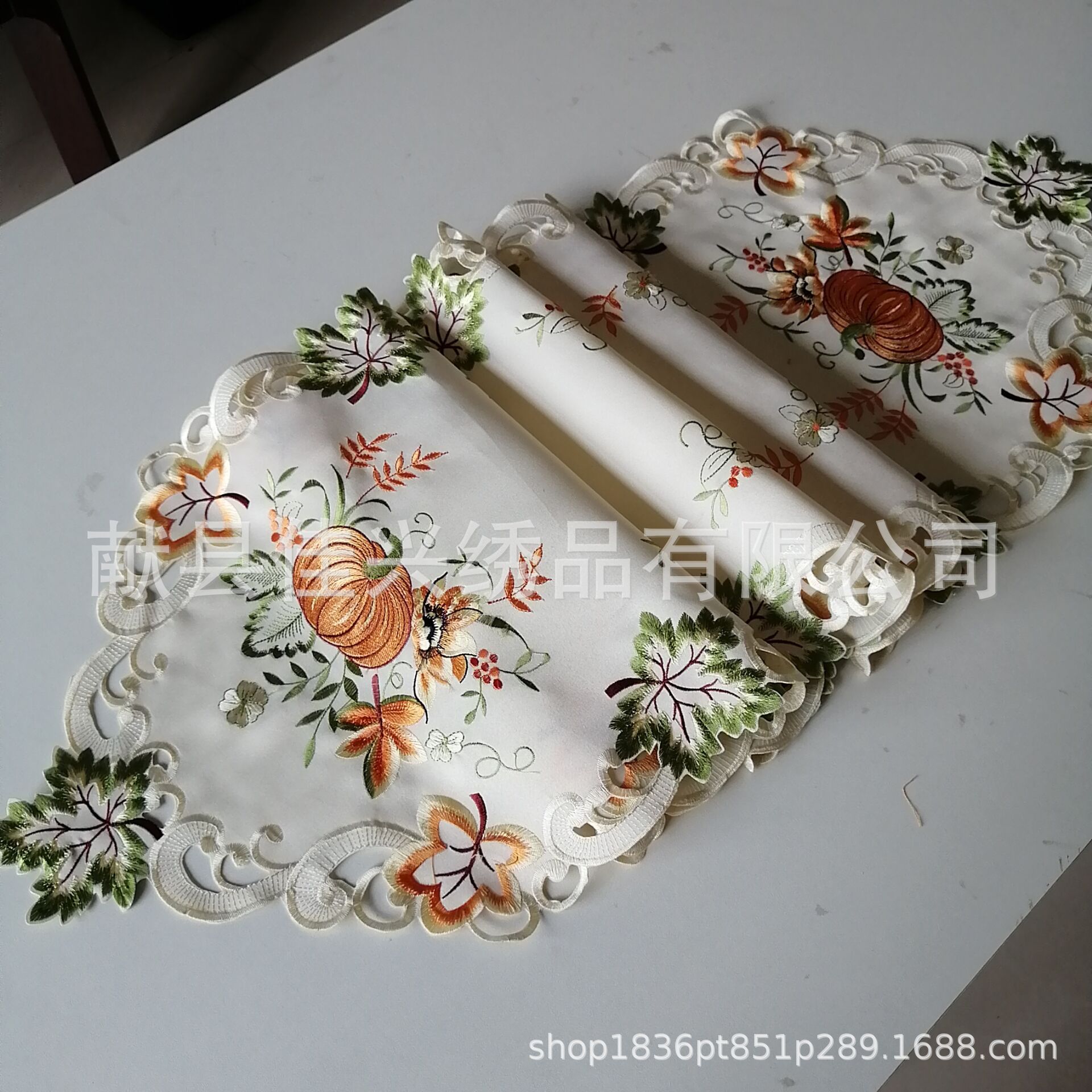 Factory wholesale embroidery table runner harvest Golden Maple Leaf Tea Table pointed cloth embroidery spot table runner tea table cover towel