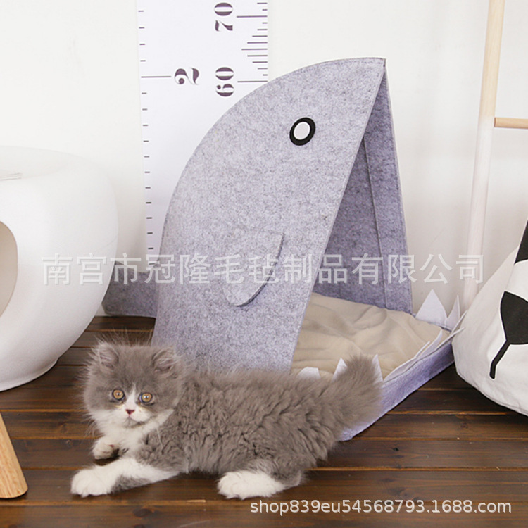 Wholesale Manufacture Foldable Pet Shark Cat Nest Kitten Dog Cute Nest Fish Shaped Removable Washable Felt Cat Nest